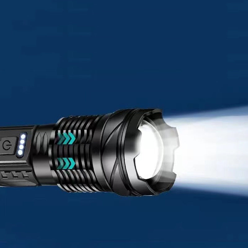 Long-range white laser ultra-bright flashlight