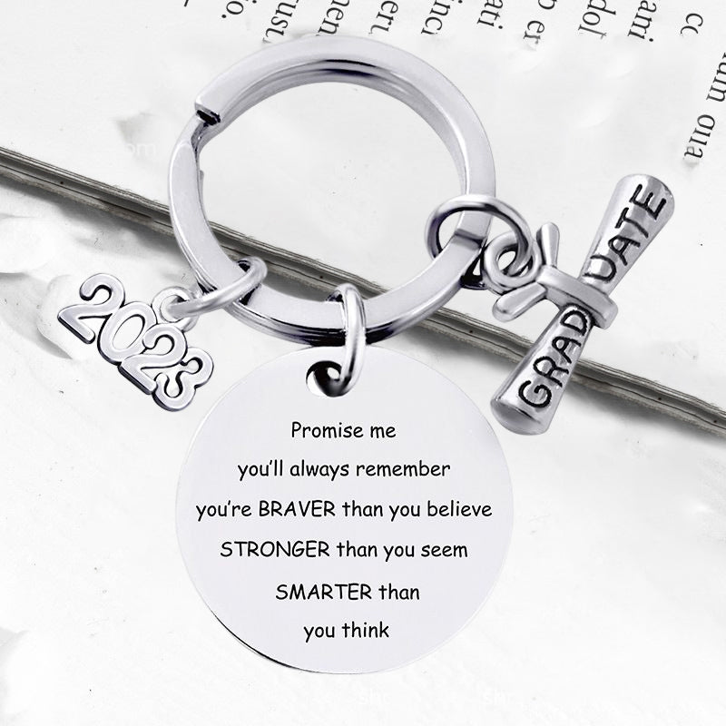 2023 Graduation Season Metal Keychain Gift with gift box