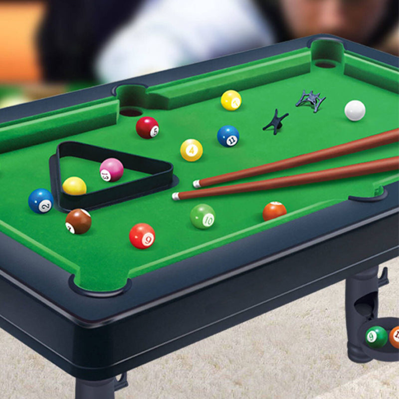 Mini pool table set