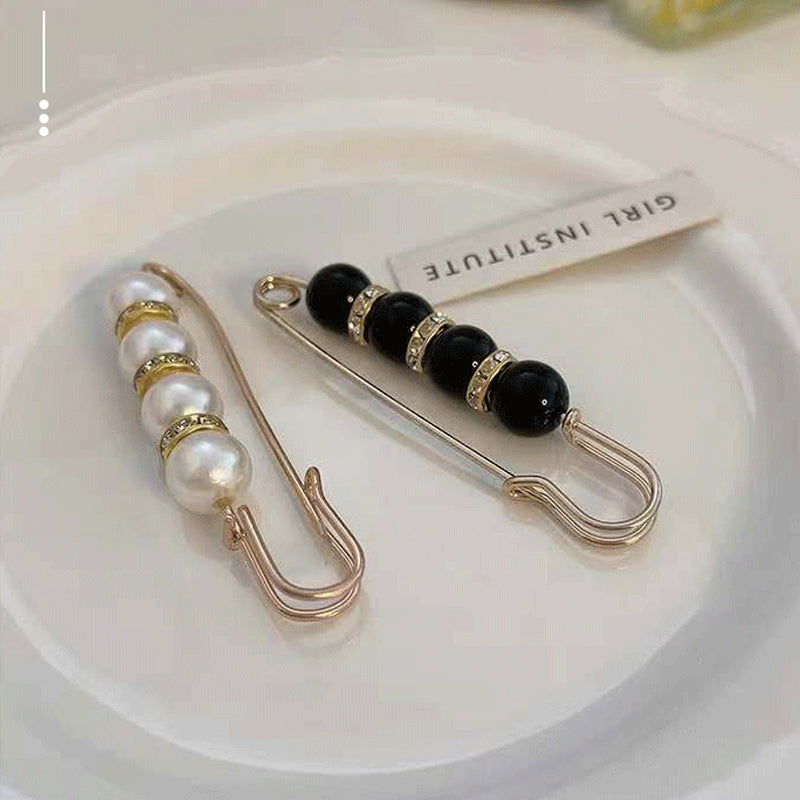 Glamorous Rhinestone Pearl Waist Pin