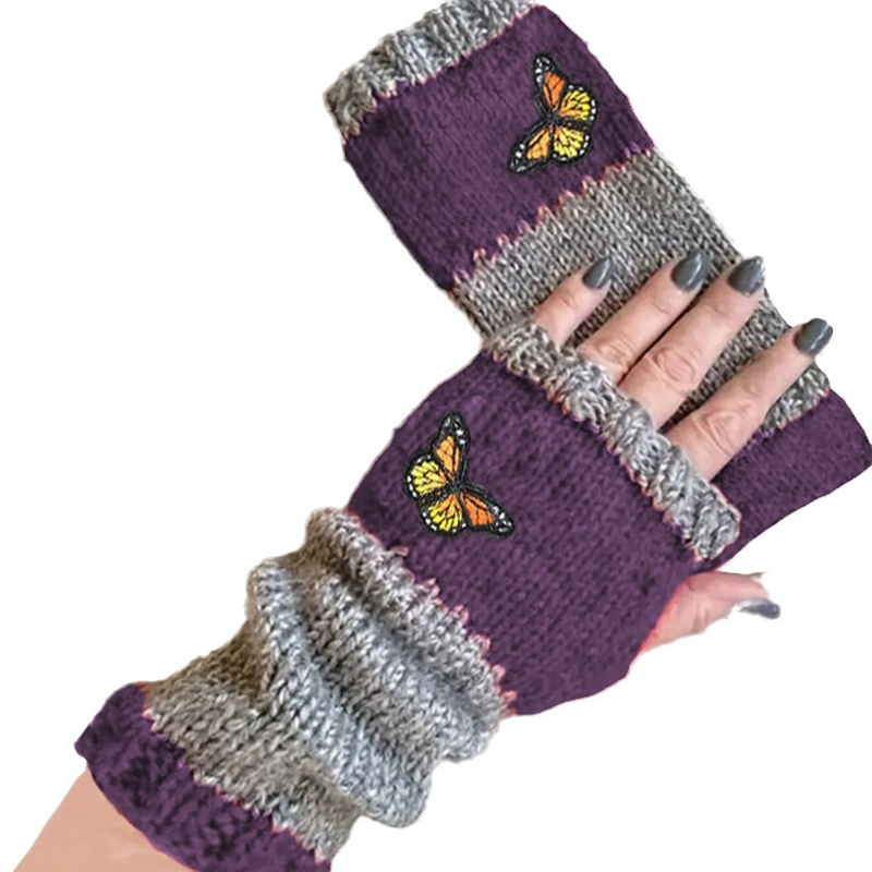 Warm quilted and embroidered gloves