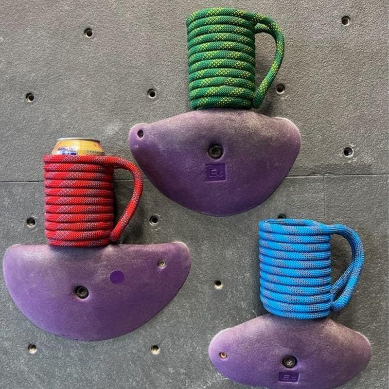 Climbing rope drink can holder