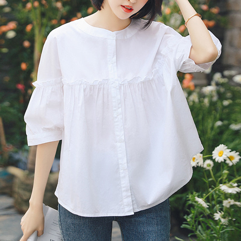 Sweet short-sleeved round neck blouse