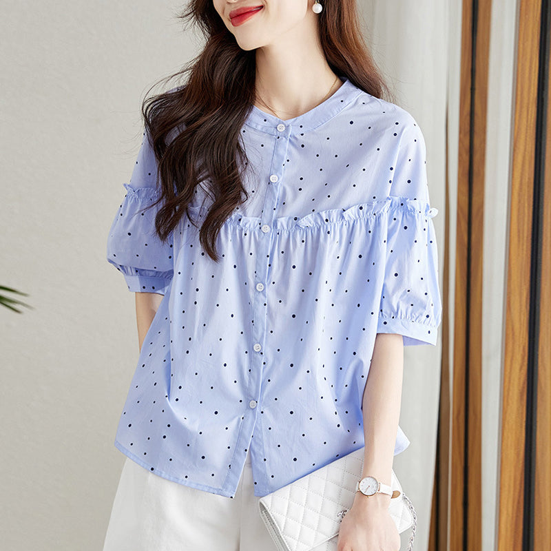 Sweet short-sleeved round neck blouse