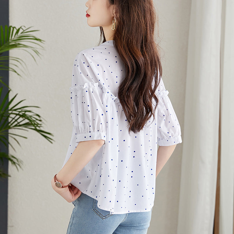 Sweet short-sleeved round neck blouse