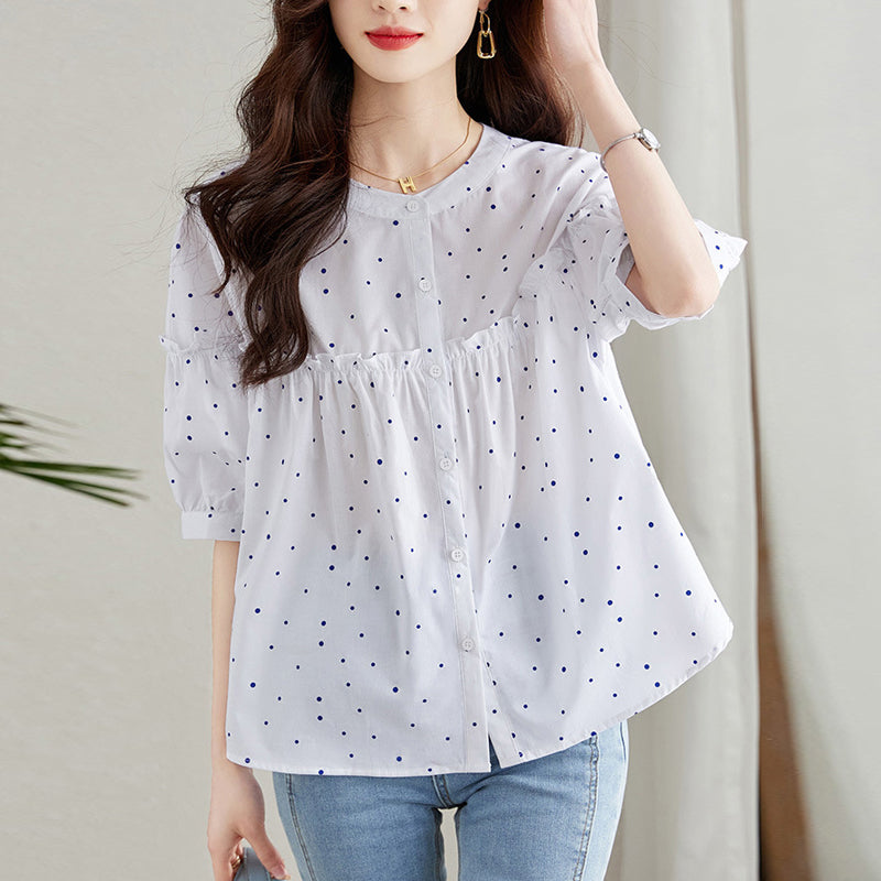 Sweet short-sleeved round neck blouse