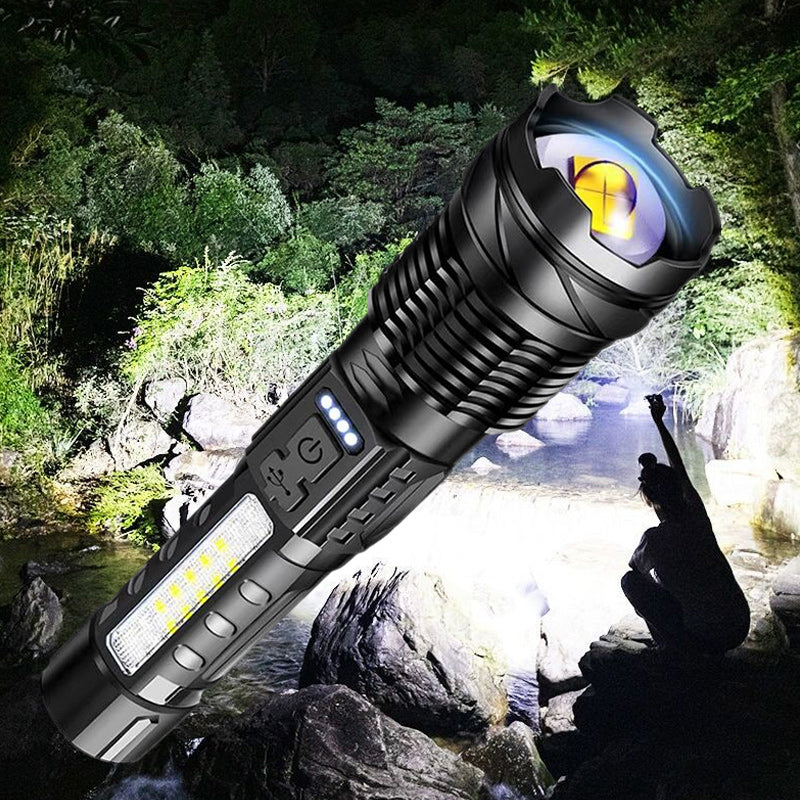 Long-range white laser ultra-bright flashlight